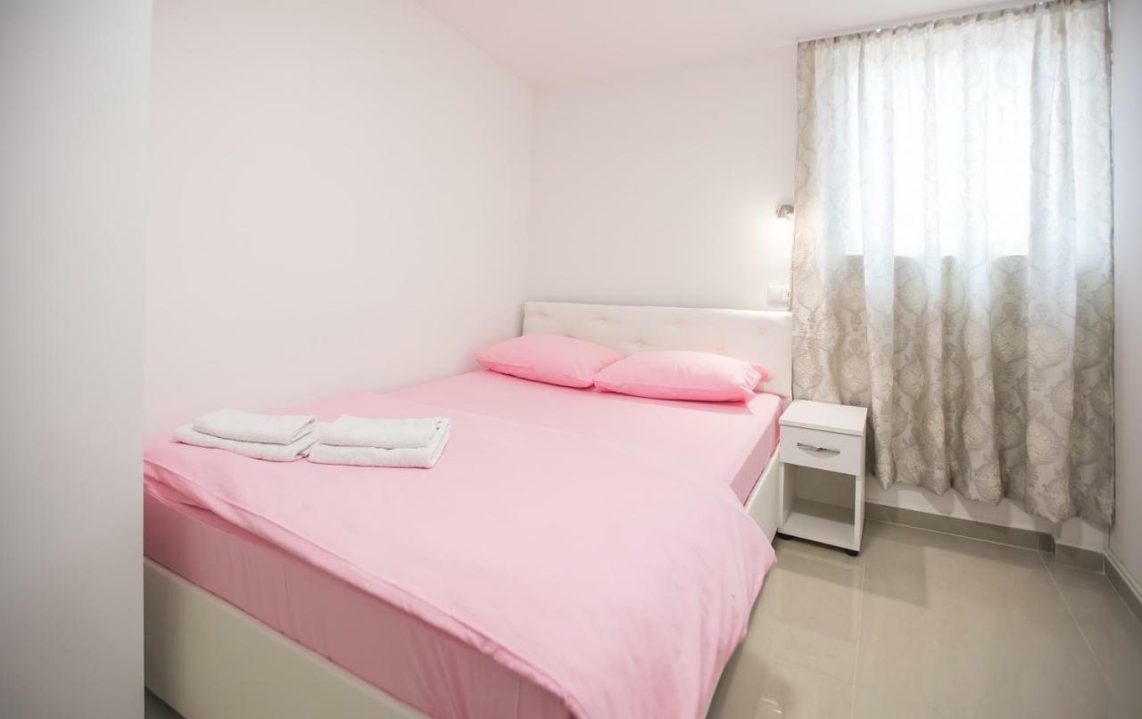 Bed and Breakfast Pansion Kipovi Tuzla Exterior foto